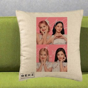 Perna Personalizata K-pop BLACKPINK Colaj Roz, 40x40 cm, Bej, Husa Detasabila, Perna Inclusa, BEKZ®