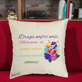 Perna Personalizata Dragii Nostri Nasi Multumim cu Flori Multicolore Colorat, 40x40 cm, Ecru, Husa Detasabila, Perna Inclusa, BEKZ®