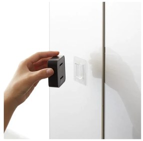 Suport pentru prosoape de bucătărie negru autoadeziv din plastic Film Hook – YAMAZAKI