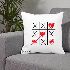 Cadou Romantic - Perna Personalizata Love Joc X si Inima cu Castigator Iubire, 40x40 cm, Alba Mata, Husa Detasabila, Perna Inclusa, BEKZ®