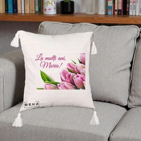 Cadou de Onomastica - Perna Personalizata La Multi Ani Maria Lalele, 40x40 cm, Bej cu Franjuri, Husa Detasabila, Perna Inclusa, BEKZ®