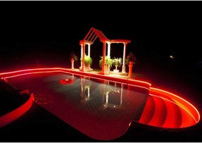 Banda LED RGB Exterior 5m – Iluminare Vibrantă cu 60 LED-uri pe Metru pentru Spații Exterioare