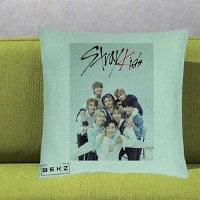Perna Personalizata K-pop Stray Kids cu Foto Grup Alb-Albastru, 40x40 cm, Verde Menta, Husa Detasabila, Perna Inclusa, BEKZ®