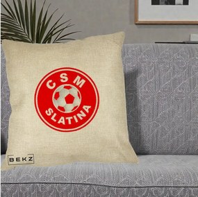 Perna Personalizata CSM Slatina Fotbal, 40x40 cm, Crem, Husa Detasabila, Perna Inclusa, BEKZ®