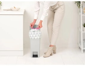 Coș cu pedală Brabantia StepUp 1008476, 10 L, Materiale ecologice, Deschidere mare, Gri deschis