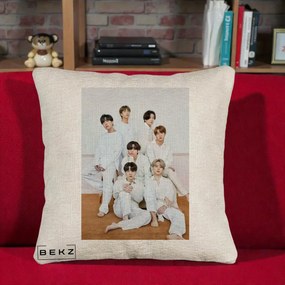 Perna Personalizata K-pop BTS Foto Grup All-White Elegant, 40x40 cm, Bej Canapea, Husa Detasabila, Perna Inclusa, BEKZ®