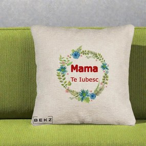 Cadou pentru Mama - Perna Personalizata Mama Te Iubesc Flori Albastre, 40x40 cm, Bej Canapea, Husa Detasabila, Perna Inclusa, BEKZ®