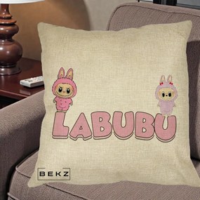 Perna Personalizata Labubu Duo Roz-Lila cu Text, 40x40 cm, Crem, Husa Detasabila, Perna Inclusa, BEKZ®