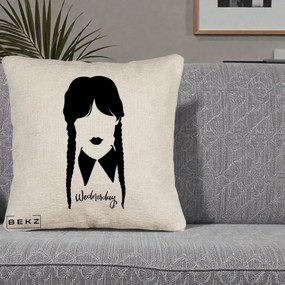 Perna Personalizata Wednesday Addams Silueta Alb-Negru, 40x40 cm, Bej Canapea, Husa Detasabila, Perna Inclusa, BEKZ®