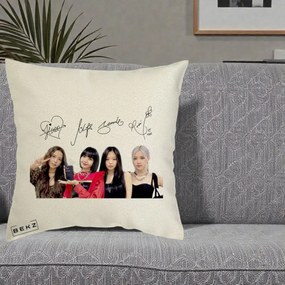 Perna Personalizata K-pop BLACKPINK Semnaturi, 40x40 cm, Ecru, Husa Detasabila, Perna Inclusa, BEKZ®