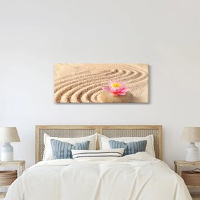 Tablou cu piatră și floare pe nisip (120x50 cm)