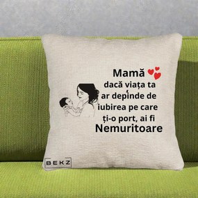 Cadou pentru Mama - Perna Personalizata Mama Nemuritoare Imbratisare Copil, 40x40 cm, Bej Canapea, Husa Detasabila, Perna Inclusa, BEKZ®
