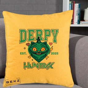 Perna Personalizata K-pop HUNTRX Derpy Pisica Albastra, 40x40 cm, Galben, Husa Detasabila, Perna Inclusa, BEKZ®