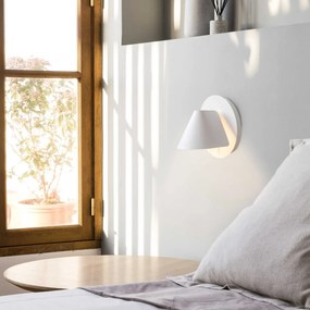 Aplica moderna directionabila NOON White 62355