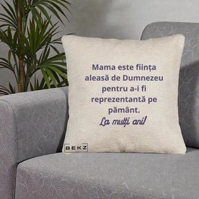 Cadou pentru Mama - Perna Personalizata Mama Este Fiinta Aleasa de Dumnezeu La Multi Ani, 40x40 cm, Bej Canapea, Husa Detasabila, Perna Inclusa, BEKZ®
