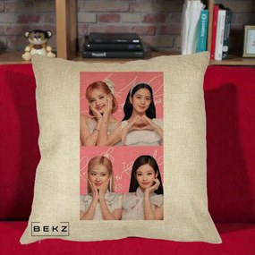 Perna Personalizata K-pop BLACKPINK Colaj Roz, 40x40 cm, Crem, Husa Detasabila, Perna Inclusa, BEKZ®