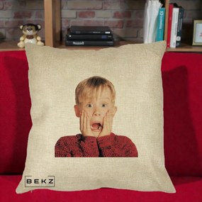Perna Decorativa Kevin Singur Acasa, 40x40 cm, Crem, Husa Detasabila, Perna Inclusa, BEKZ®