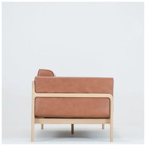 Canapea din piele bovină cu structură din lemn masiv de stejar Gazzda Fawn, maro cognac