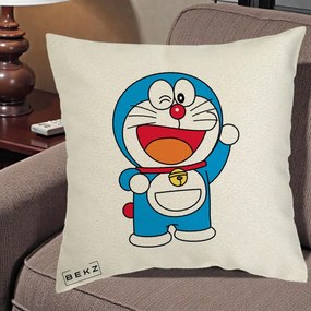 Perna Personalizata Doraemon Salutand, 40x40 cm, Ecru, Husa Detasabila, Perna Inclusa, BEKZ®