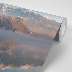 Fototapet biserica de lângă lacul Bled din Slovenia