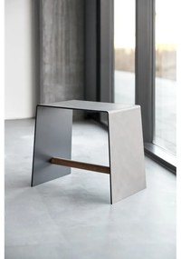 Scaun grej din metal Bull – LIND DNA