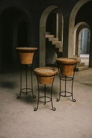Lumânare decorativă din lemn masiv cu suport din fier forjat negru, 3 fitile, 45×45×65 cm, pentru terasă și exterior, „Chalice"