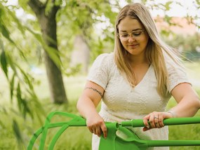 Set 4 bucati scaune din plastic KATO verzi