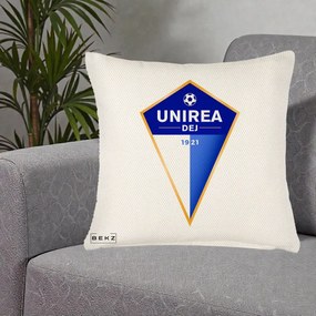 Perna Personalizata Unirea Dej 1921 Fotbal, 40x40 cm, Crem Reliefat, Husa Detasabila, Perna Inclusa, BEKZ®