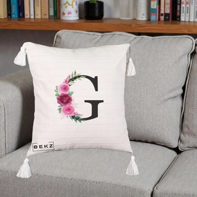 Cadou Personalizat - Perna Personalizata Monograma Florala Litera G, 40x40 cm, Bej cu Franjuri, Husa Detasabila, Perna Inclusa, BEKZ®