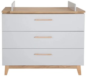 Comodă de copii gri deschis joasă cu aspect de lemn de stejar cu masă de schimbat 117x104 cm Caro – Roba