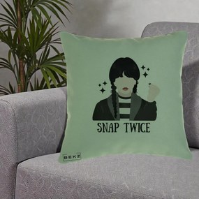 Perna Personalizata Wednesday Snap Twice, 40x40 cm, Verde, Husa Detasabila, Perna Inclusa, BEKZ®