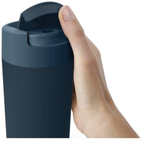 Cană de voiaj albastru-gri antracit 450 ml Sipp – Joseph Joseph