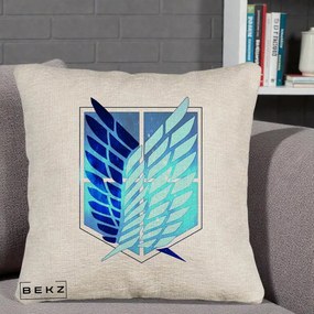Perna Personalizata Attack on Titan Wings of Freedom, 40x40 cm, Bej Canapea, Husa Detasabila, Perna Inclusa, BEKZ®