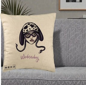 Perna Personalizata Wednesday Addams cu Caine Dalmatian, 40x40 cm, Bej, Husa Detasabila, Perna Inclusa, BEKZ®