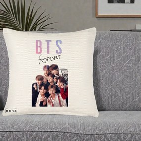 Perna Personalizata K-pop BTS Forever cu Foto Grup Negru, 40x40 cm, Crem Reliefat, Husa Detasabila, Perna Inclusa, BEKZ®