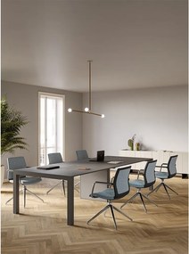 Scaun lemn masiv Karma – Scaun pivotant cu 4 picioare din aluminiu polisat