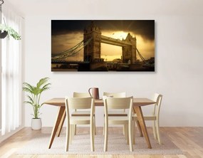 Tablou apus de soare deasupra Tower Brige