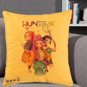 Perna Personalizata K-pop HUNTRX Trio Foto cu Pisica, 40x40 cm, Galben, Husa Detasabila, Perna Inclusa, BEKZ®