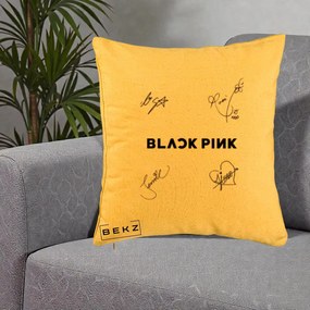 Perna Personalizata K-pop BLACKPINK Tinute Negre Grup Simplu, 40x40 cm, Galben, Husa Detasabila, Perna Inclusa, BEKZ®