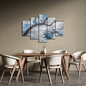 Tablou cu copac înzăpezit lângă apă (150x105 cm)
