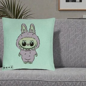 Perna Personalizata Labubu Mov Pastel, 40x40 cm, Verde Menta, Husa Detasabila, Perna Inclusa, BEKZ®