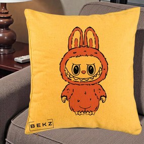 Perna Personalizata Labubu Roz Solo, 40x40 cm, Galben, Husa Detasabila, Perna Inclusa, BEKZ®