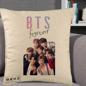 Perna Personalizata K-pop BTS Forever cu Foto Grup Negru, 40x40 cm, Bej, Husa Detasabila, Perna Inclusa, BEKZ®
