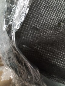 OFERTA Scaun de catifea gri inchis COMO cu picioare negre calitate II