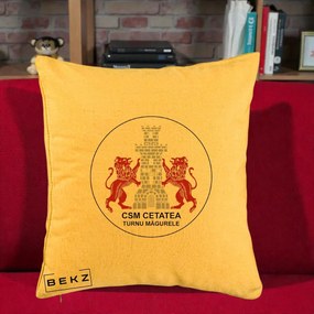 Perna Personalizata CSM Cetatea Turnu Magurele Fotbal, 40x40 cm, Galben, Husa Detasabila, Perna Inclusa, BEKZ®