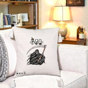 Perna Decorativa Halloween Boo Grim Reaper cu Coasa, 40x40 cm, Bej cu Franjuri, Husa Detasabila, Perna Inclusa, BEKZ®