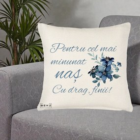 Cadou pentru Nas - Perna Personalizata Pentru Cel mai Minunat Nas Cu drag Finii, 40x40 cm, Crem Reliefat, Husa Detasabila, Perna Inclusa, BEKZ®