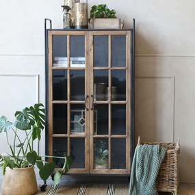 Vitrină industrială din lemn de pin natur și metal negru, cu 2 uși vitrate, 3 rafturi și roți, finisaj natural, 156 x 80 x 34 cm, „Calibre”