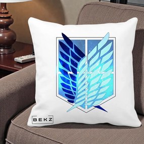 Perna Personalizata Attack on Titan Wings of Freedom, 40x40 cm, Alba Mata, Husa Detasabila, Perna Inclusa, BEKZ®
