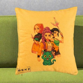 Perna Personalizata K-pop HUNTRX Trio cu Pisica si Cristale, 40x40 cm, Galben, Husa Detasabila, Perna Inclusa, BEKZ®